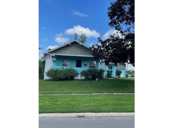 901 Loomis Ave, Corning, IA 50841