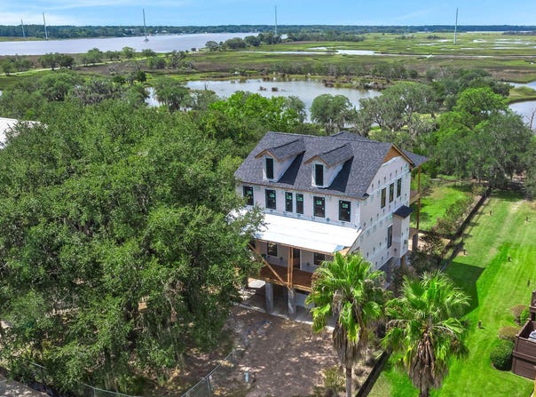 378 Mutual Drive, Charleston, SC 29414