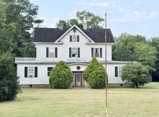 84 MARKET ST, ONANCOCK, VA 23417