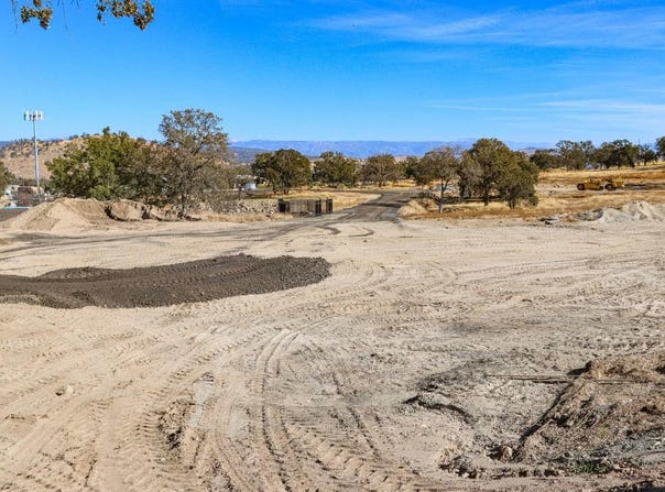 Sunflower Lane, O neals, CA 93645