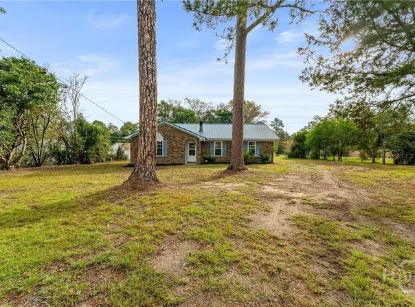 525 Carolyn St., Metter, GA 30439