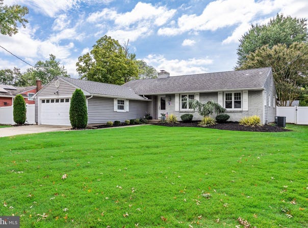 1118 COOPERSKILL Road, CHERRY HILL, NJ 08034