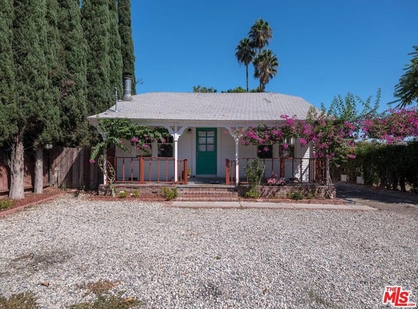 20911 Vose St, Los Angeles, CA 91303