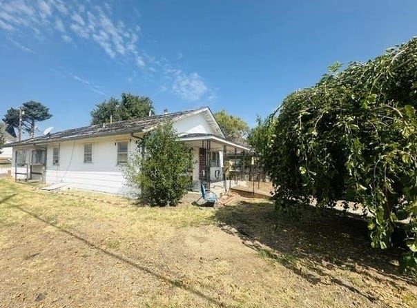 423 S Summer, Shattuck, OK 73858