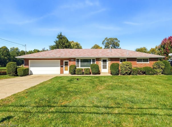 3677 Johnson Road, Norton, OH 44203