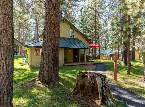 57525 Ranch Cabins Road, Sunriver, OR 97707