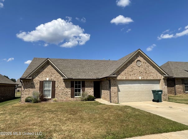 8821 Smith Ranch Drive, Southaven, MS 38671