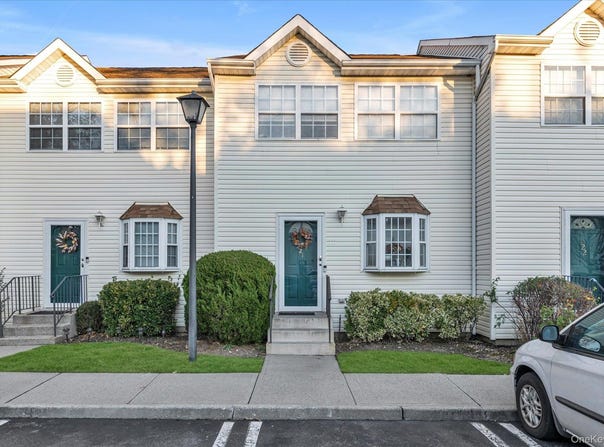 1027 Jerusalem Avenue, Uniondale, NY 11553
