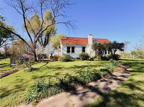 78 GOVERNMENT FLEET Road, Natchez-MS, MS 39120