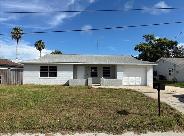 8611 LONGBOAT Lane, HUDSON, FL 34667