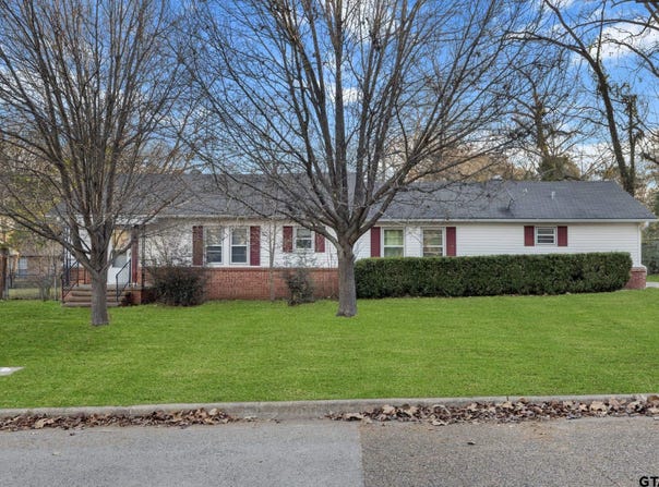 280 Dickard St, Hawkins, TX 75765