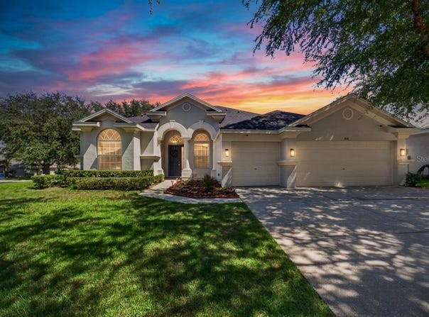 1314 ROWANTREE Drive, DOVER, FL 33527