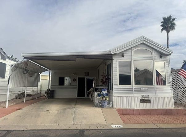 702 S Meridian Rd, Apache Junction, AZ 85120