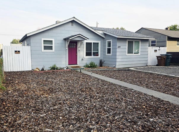 409 8th St, Clarkston, WA 99403