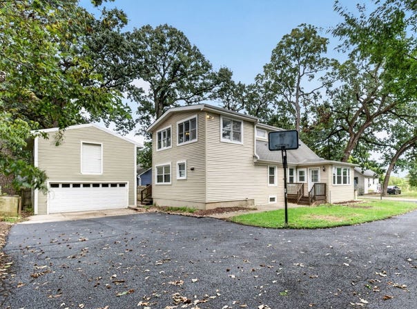 16146 S Lawrence Street, Plainfield, IL 60544