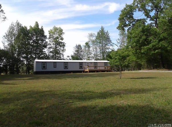 427 Brookstone Drive, La Crosse, VA 23950