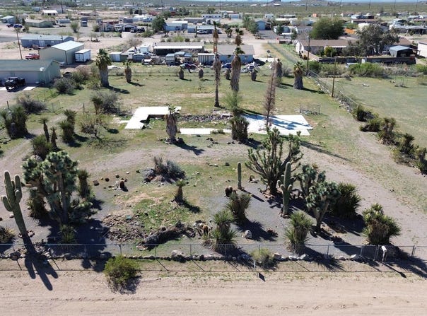 3008 W Mcconnico Rd, Golden Valley, AZ 86413