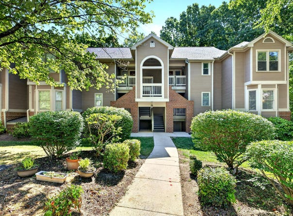 113 Abingdon Court, Cary, NC 27513
