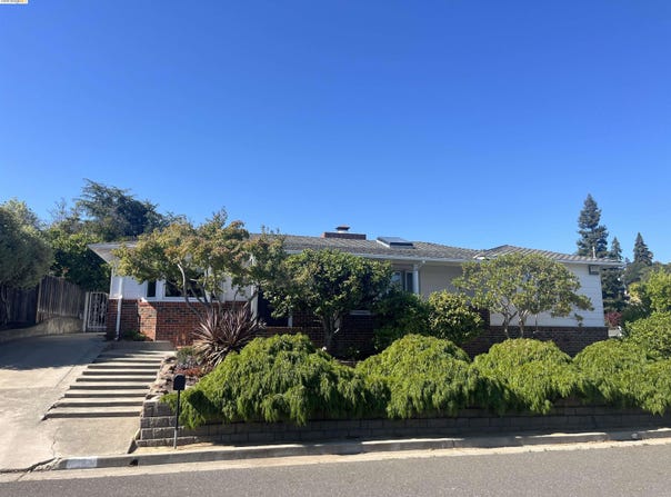 26 Dudley Ct, Piedmont, CA 94611