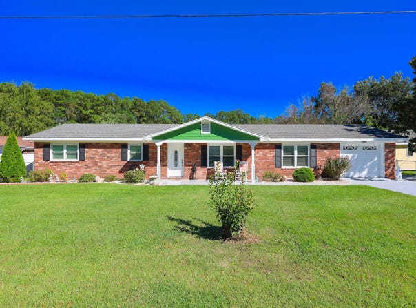 4625 Boxwood Dr., Myrtle Beach, SC 29588