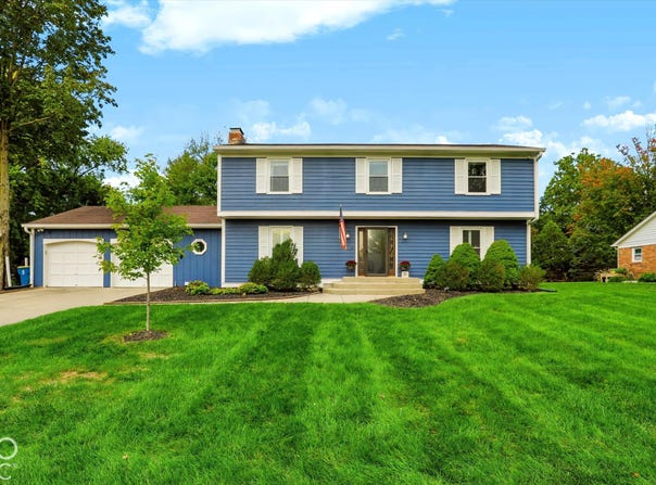 242 Hawthorne Drive, Carmel, IN 46033