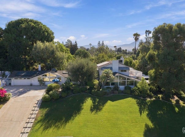 3713 Pinehurst Drive, Bakersfield, CA 93306