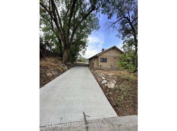 403 E 3rd Street, Rifle, CO 81650
