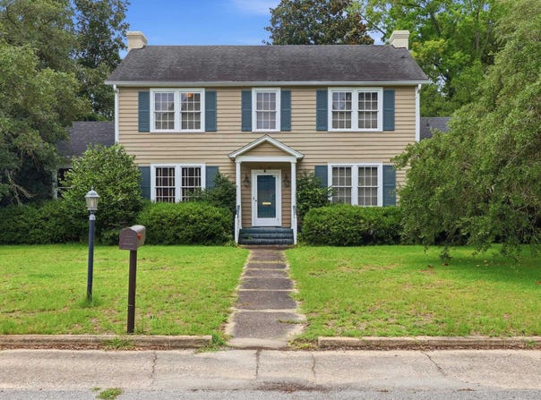 130 Cooper St., Kingstree, SC 29556