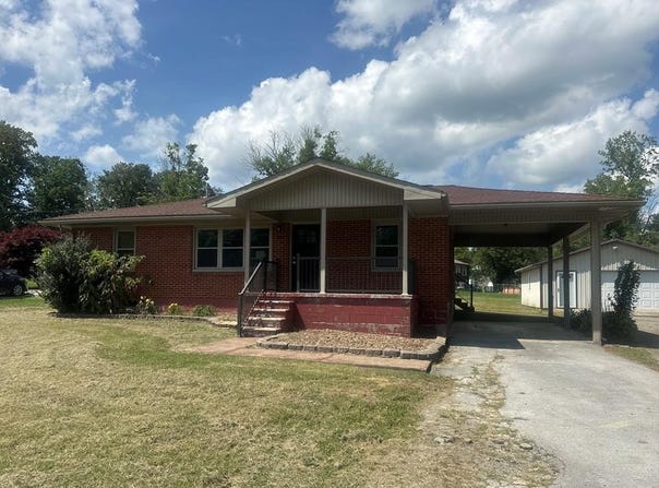 3615 MERLE TRAVIS HWY, BEECHMONT, KY 42323