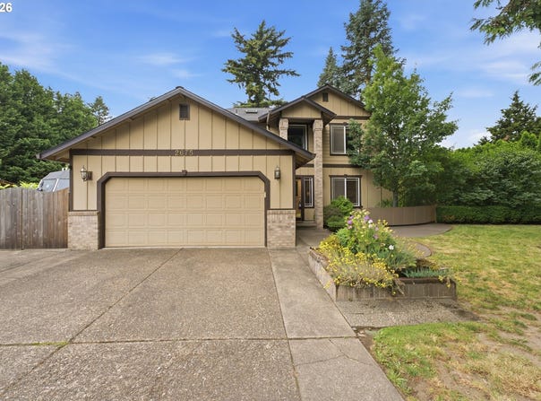 2675 NE CLEVELAND Ave, Gresham, OR 97030