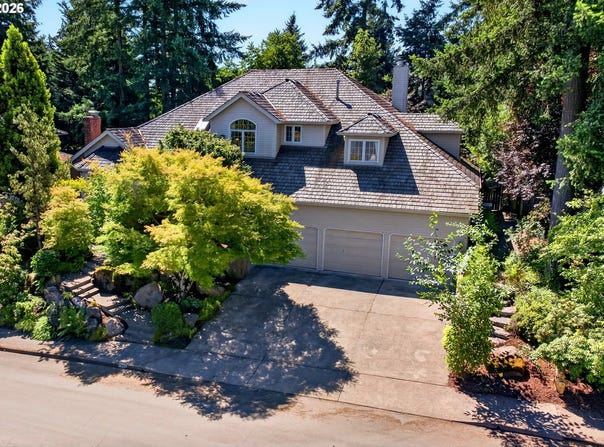 1334 TROON Dr, WestLinn, OR 97068