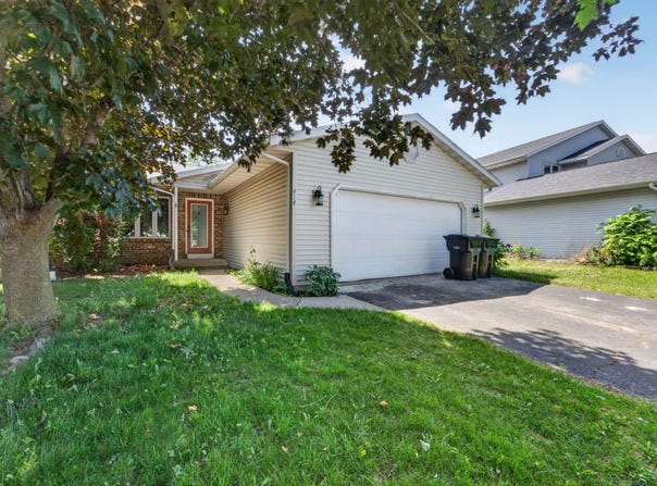 414 Meadow Oak Trail, DeForest, WI 53532