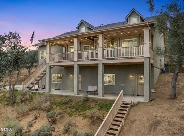 20526 Oak Pass Avenue, Tehachapi, CA 93561
