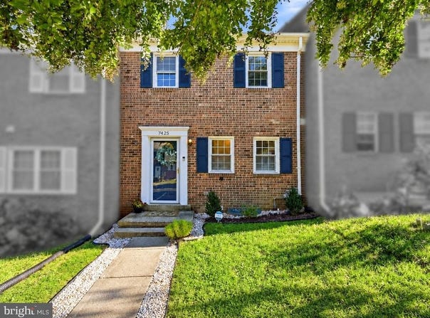 7425 LARNE Lane, LORTON, VA 22079