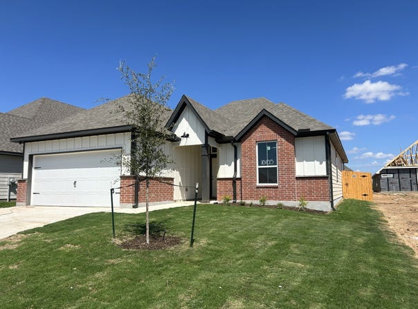 10105 Grace Drive, Waco, TX 76708