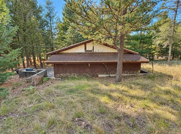 2444 Hillcrest Avenue, Friendship, WI 53934