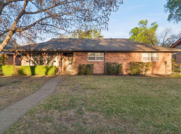 1626 Post Oak Drive, Irving, TX 75061