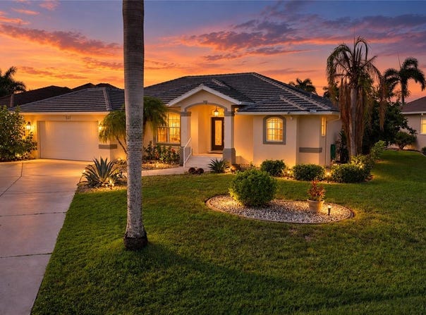 527 SAINT GIRONS Court, PUNTA GORDA, FL 33950