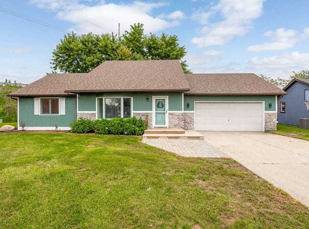570 Meadows Road, Bourbonnais, IL 60914