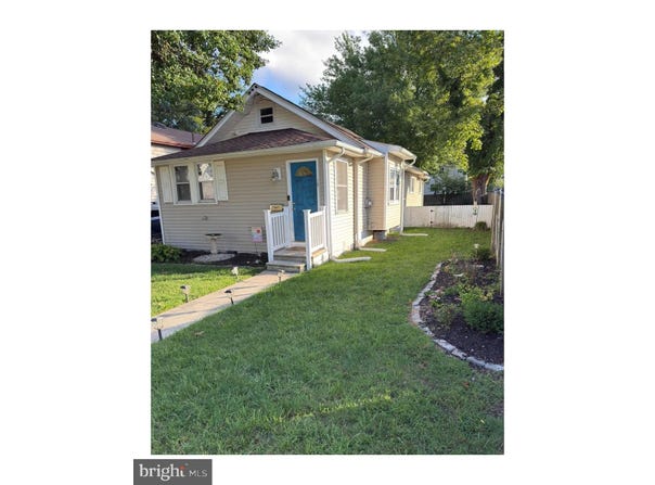 14 E PIERSON Avenue, SOMERS POINT, NJ 08244