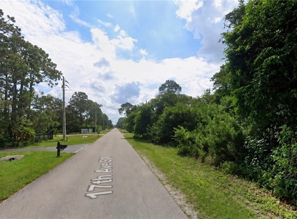 17th Avenue SW, Naples, FL 34117