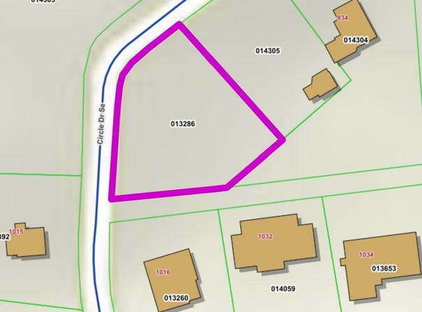 SE Circle Drive, Wise, VA 24293