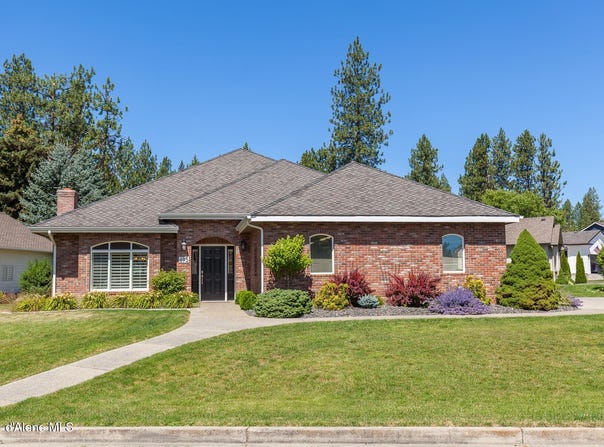 695 N McDonald Ct, Post Falls, ID 83854