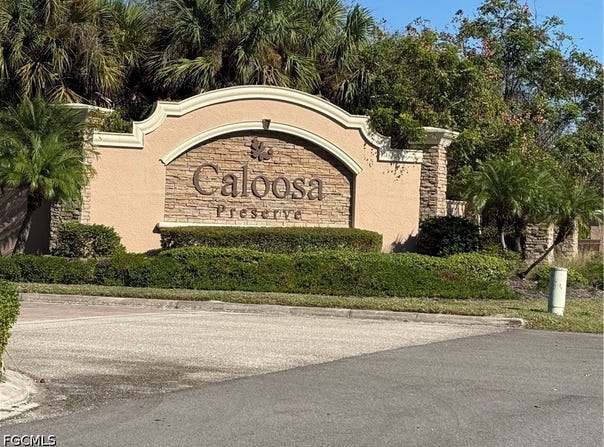 23014 Crookedwood Loop, Alva, FL 33920