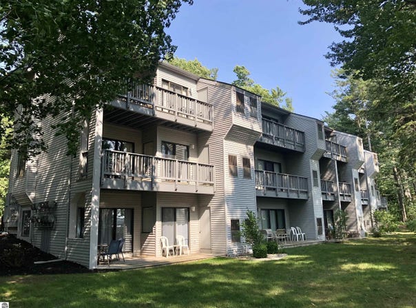 5687 Creeks Crossing, Williamsburg, MI 49690
