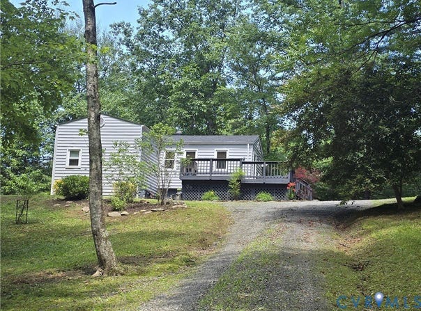 43 Glenn Road, Stanardsville, VA 22973