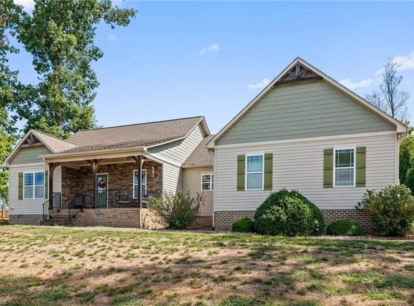 134 Ravensbourne Trace, Stokesdale, NC 27357