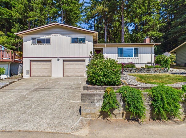 1752 Charles Avenue, Arcata, CA 95521