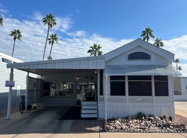 4860 E Main St., Mesa, AZ 85205