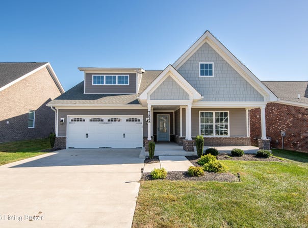 7828 Linwood Cir, Charlestown, IN 47111